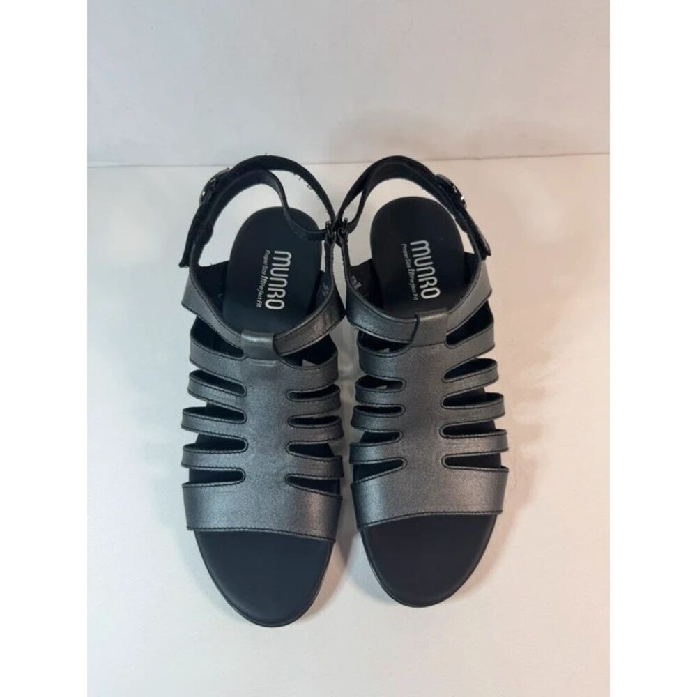 Munro Black Leather Strappy Buckle Sandals Women's Size 8M Adjustable